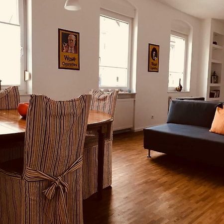 Modernes Apartment - Neustadt/Weinstrasse Stadt Neustadt an der Weinstraße Esterno foto