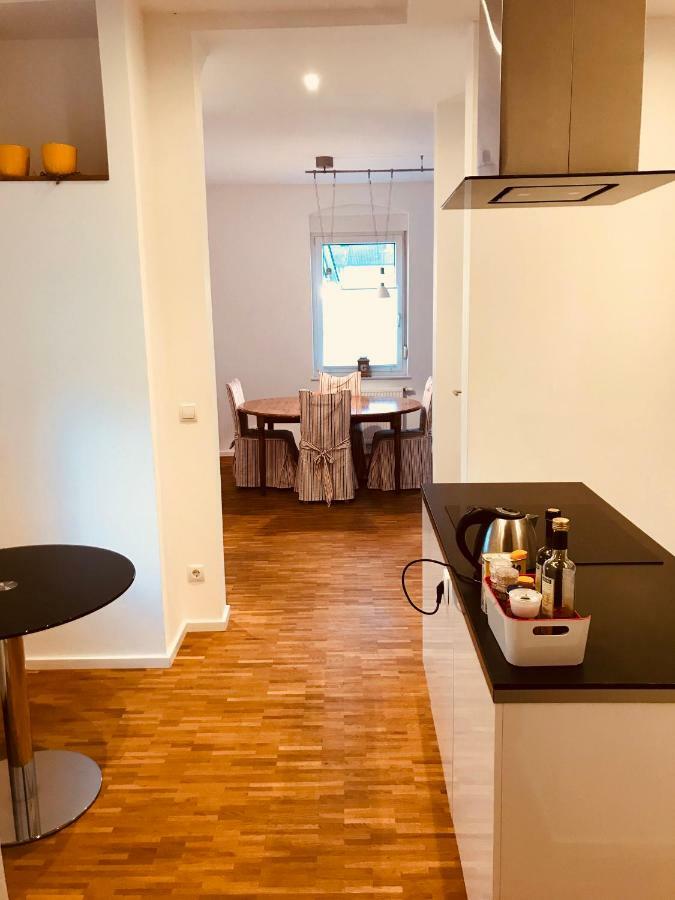 Modernes Apartment - Neustadt/Weinstrasse Stadt Neustadt an der Weinstraße Esterno foto