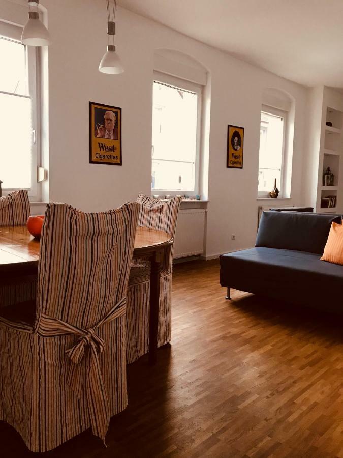 Modernes Apartment - Neustadt/Weinstrasse Stadt Neustadt an der Weinstraße Esterno foto