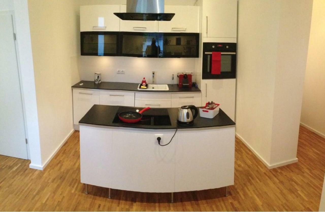 Modernes Apartment - Neustadt/Weinstrasse Stadt Neustadt an der Weinstraße Esterno foto